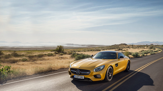 New Mercedes-AMG GT Wants to Take On Porsche 911